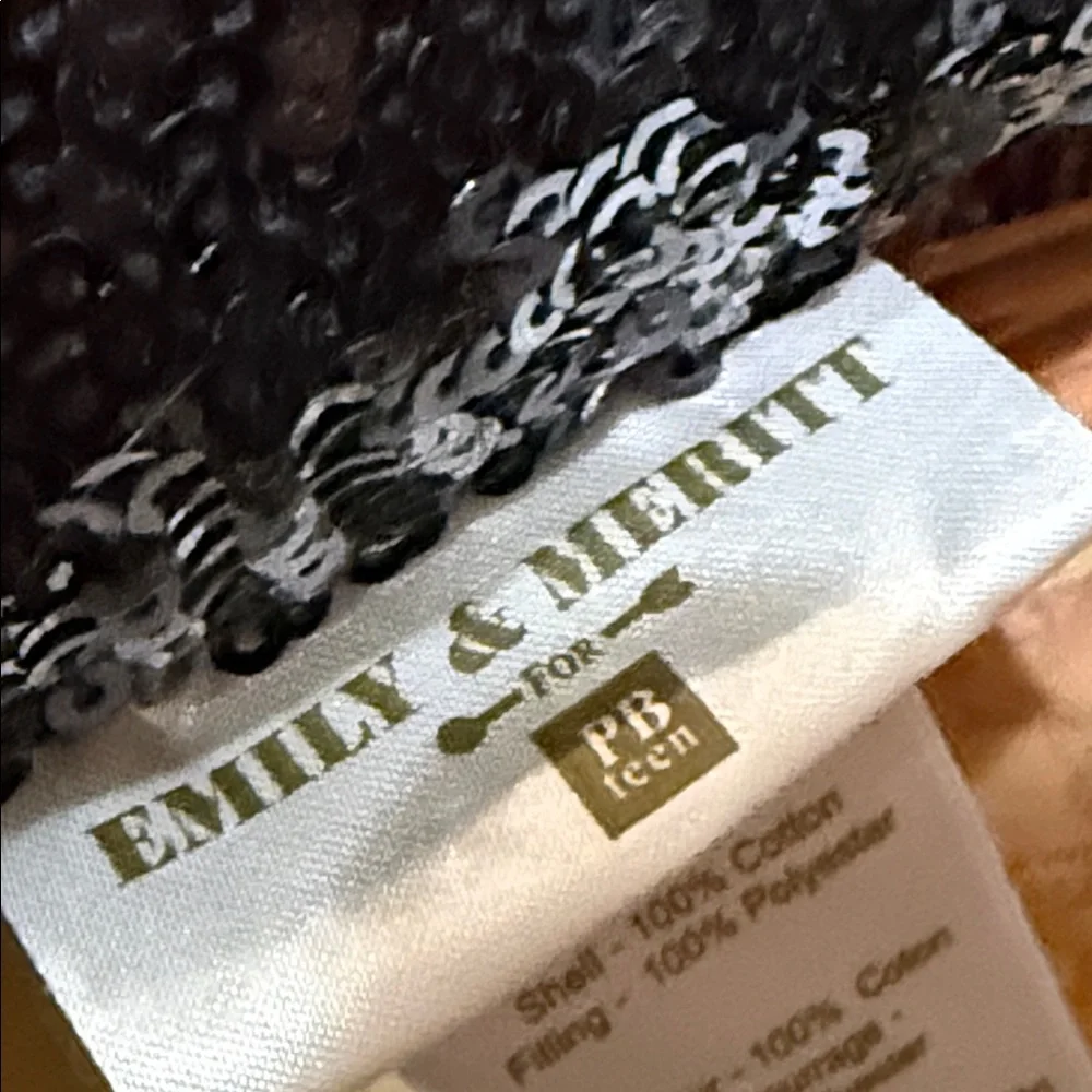 🐈‍⬛💎🐈‍⬛• Pottery Barn x Emily & Merrit x 2017 Vibes • 💎🐈‍⬛💎